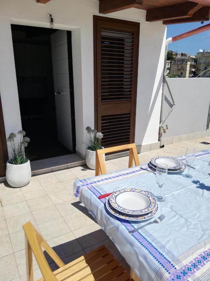 Tigellio Apartment-Central-Views-Terrace Q6426 Cagliari Exterior foto